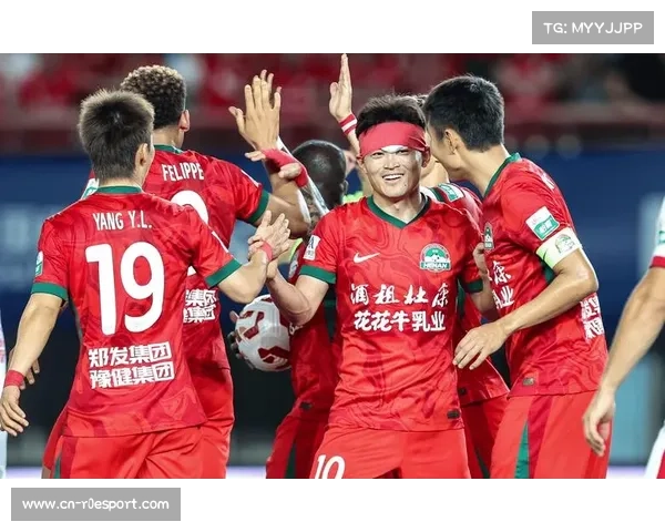 成都蓉城力争主场突破 河南队迎战挑战